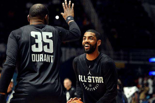 不仅拉近了 不仅拉近了